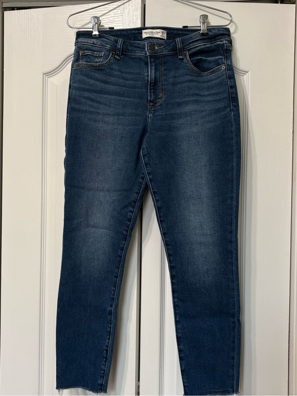 Abercrombie & Fitch Mid-Rise Super Skinny Ankle Jeans for Women size 8R
